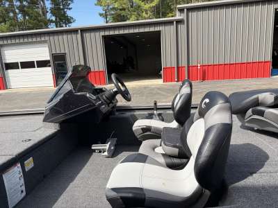 2027 Crestliner XF189