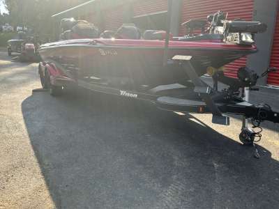 2017 Triton 21 TRX Patriot Elite