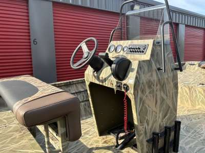 2027 Crestliner 2070 RETRIEVER CC Heavy Duty