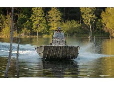 2026 Crestliner 1860 RETRIEVER CC