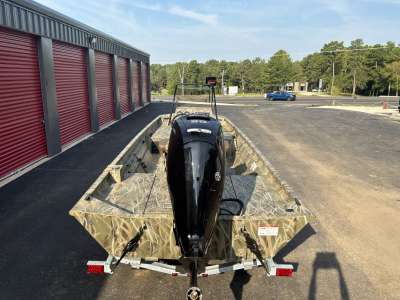 2026 Crestliner 1860 RETRIEVER CC