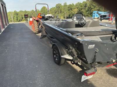 2021 Lund Renegade 1775