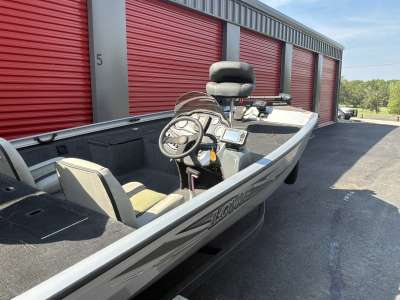 2012 Lowe Stinger 175