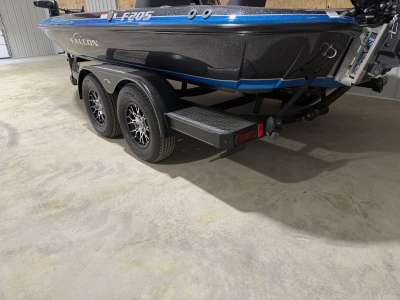 2027 Falcon Boats F205
