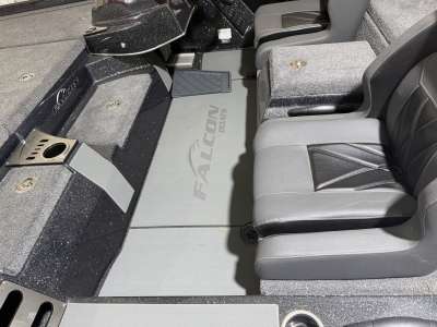 2027 Falcon Boats F205