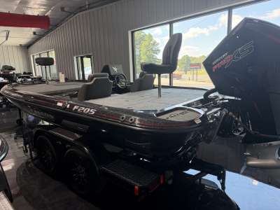 2027 Falcon Boats F205