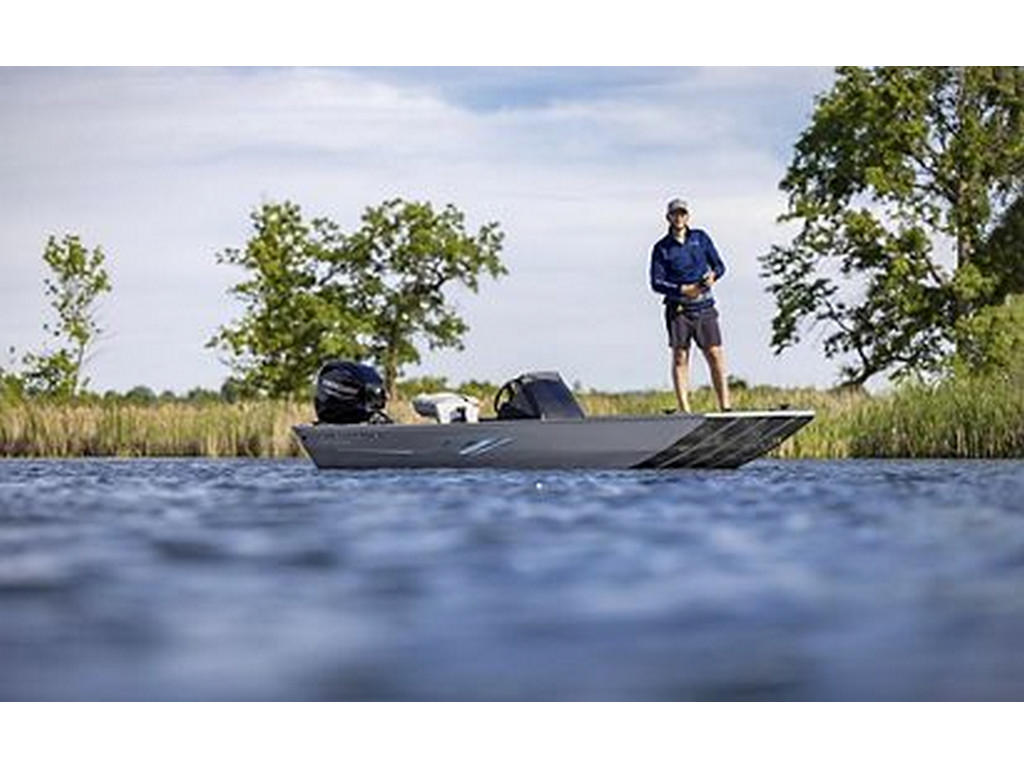 Crestliner 1600 STORM