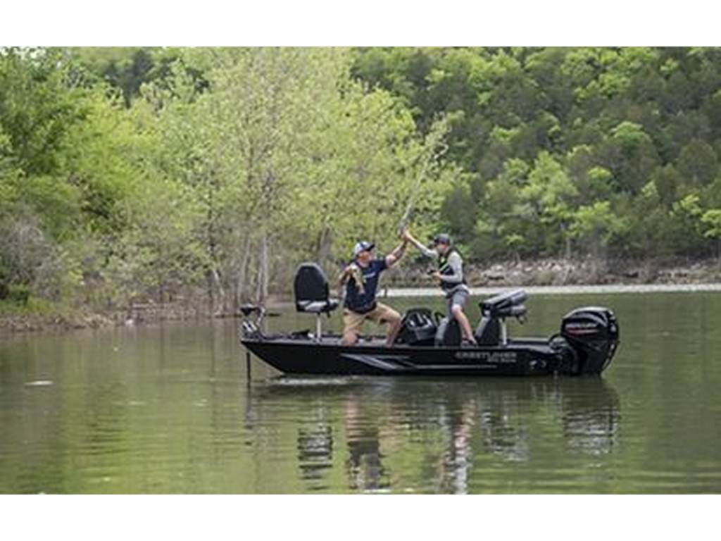 Crestliner 1600 STORM