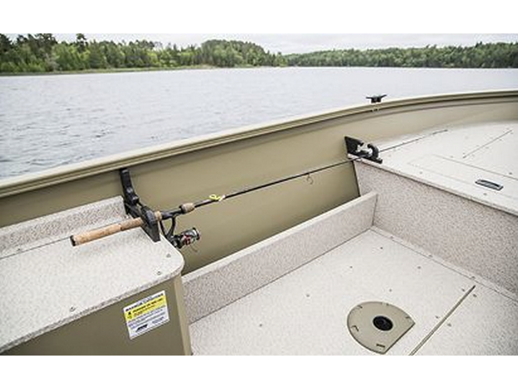 Crestliner 1650 DISCOVERY TILLER