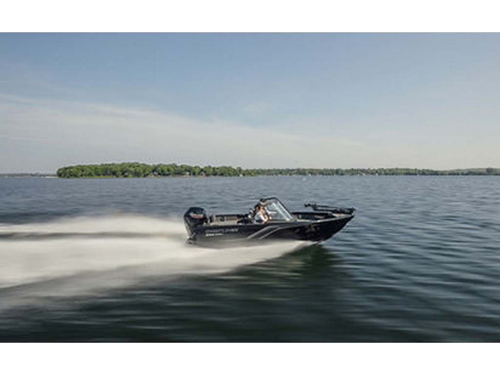 Crestliner 1650 Hawk