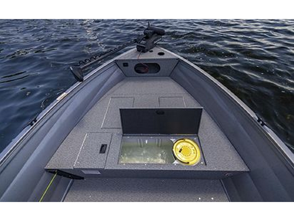 Crestliner 1650 Kodiak Tiller