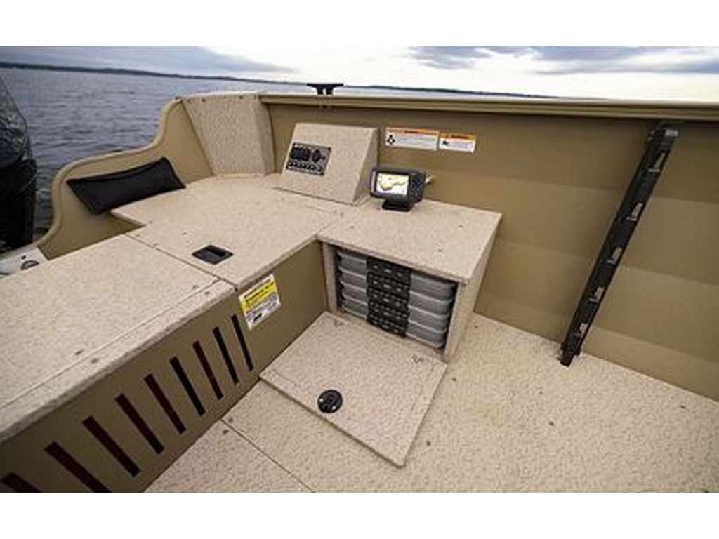 Crestliner 1650 Kodiak Tiller