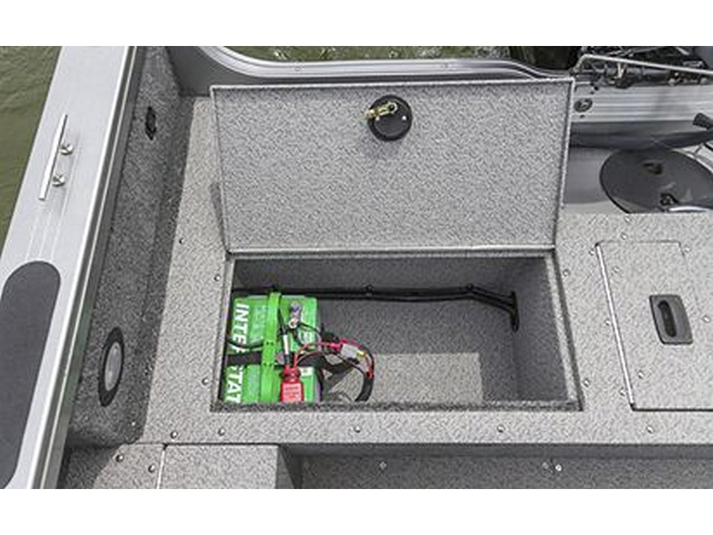Crestliner 1650 PRO TILLER