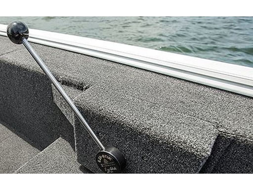 Crestliner 1657 OUTLOOK SS