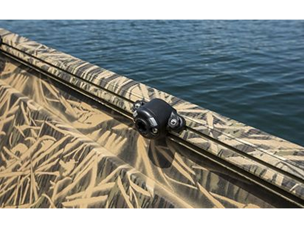 Crestliner 1660 RETRIEVER FCC