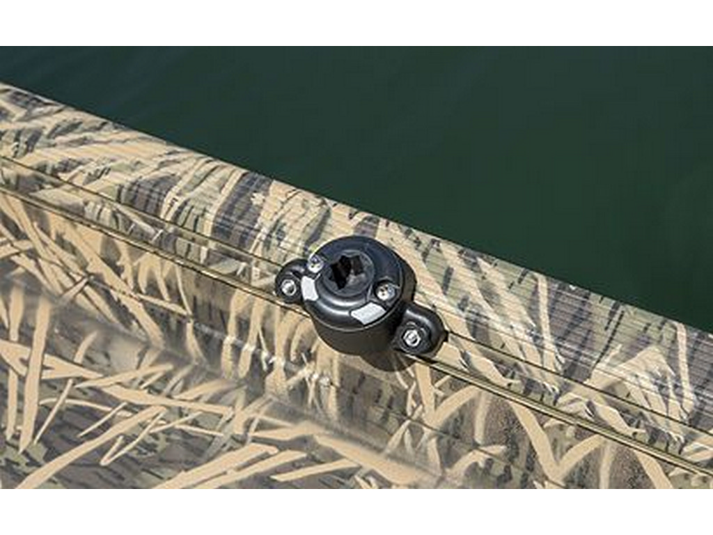 Crestliner 1660 RETRIEVER JON