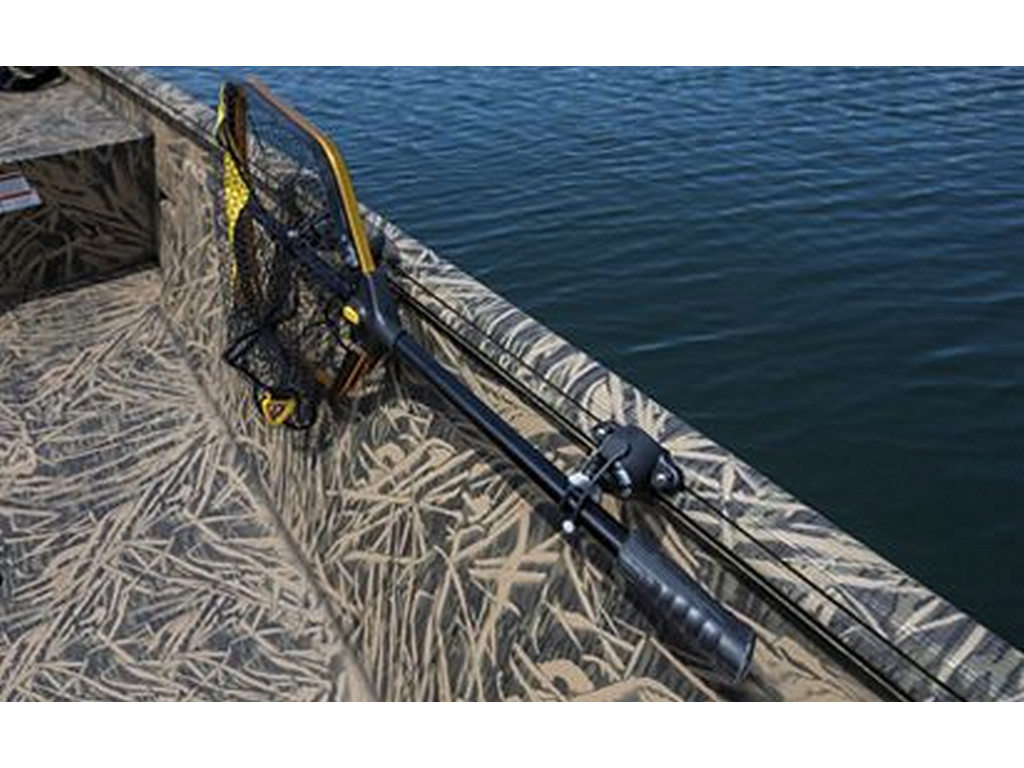 Crestliner 1660 RETRIEVER JON DELUXE