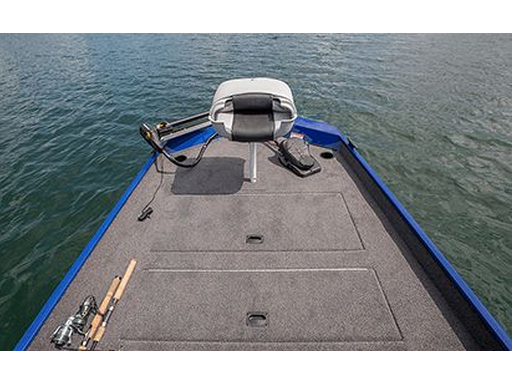 Crestliner 1700 STORM