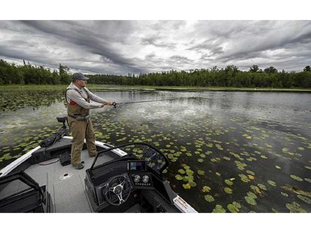 Crestliner 1750 Fish Hawk