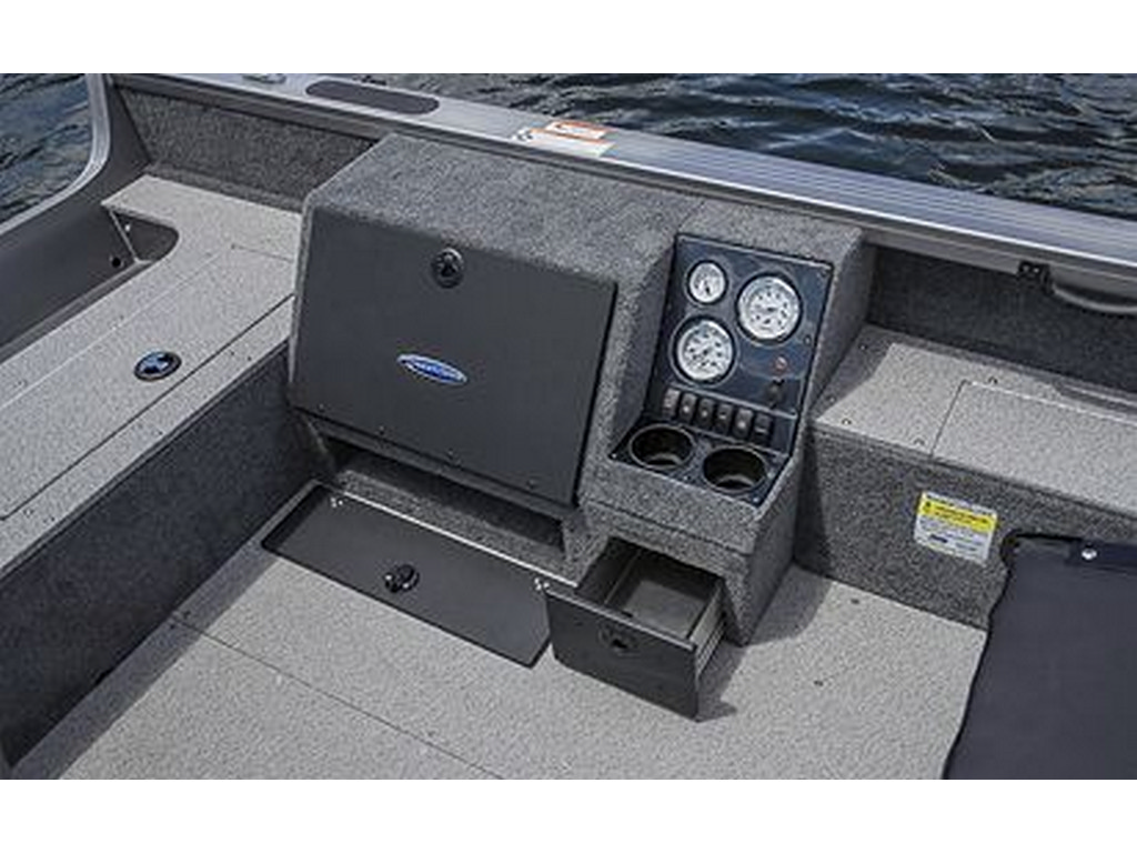 Crestliner 1750 PRO TILLER