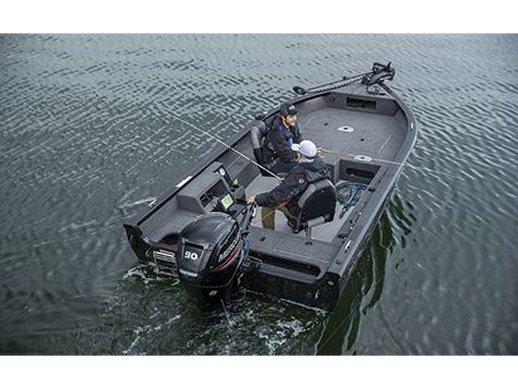 Crestliner 1750 PRO TILLER