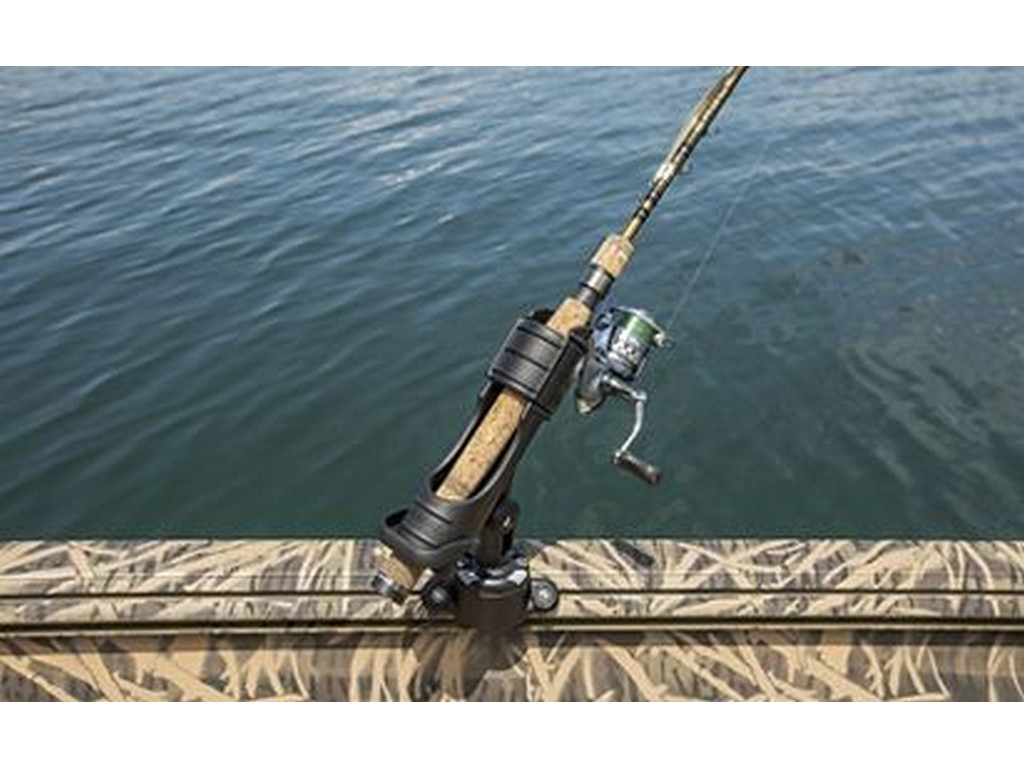 Crestliner 1760 RETRIEVER JON