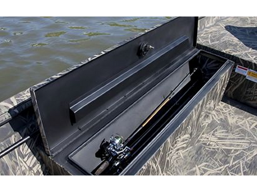 Crestliner 1760 RETRIEVER JON
