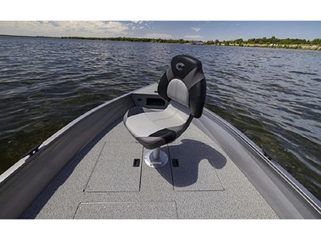 Crestliner 1800 Kodiak Tiller