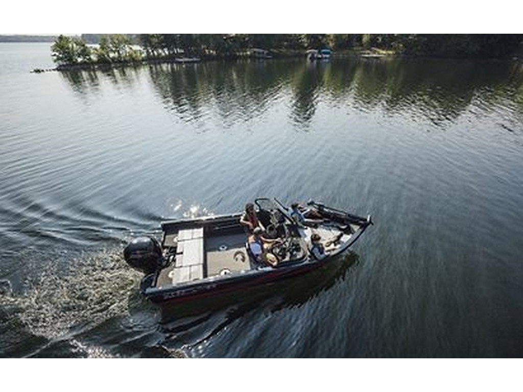 Crestliner 1850 Super Hawk