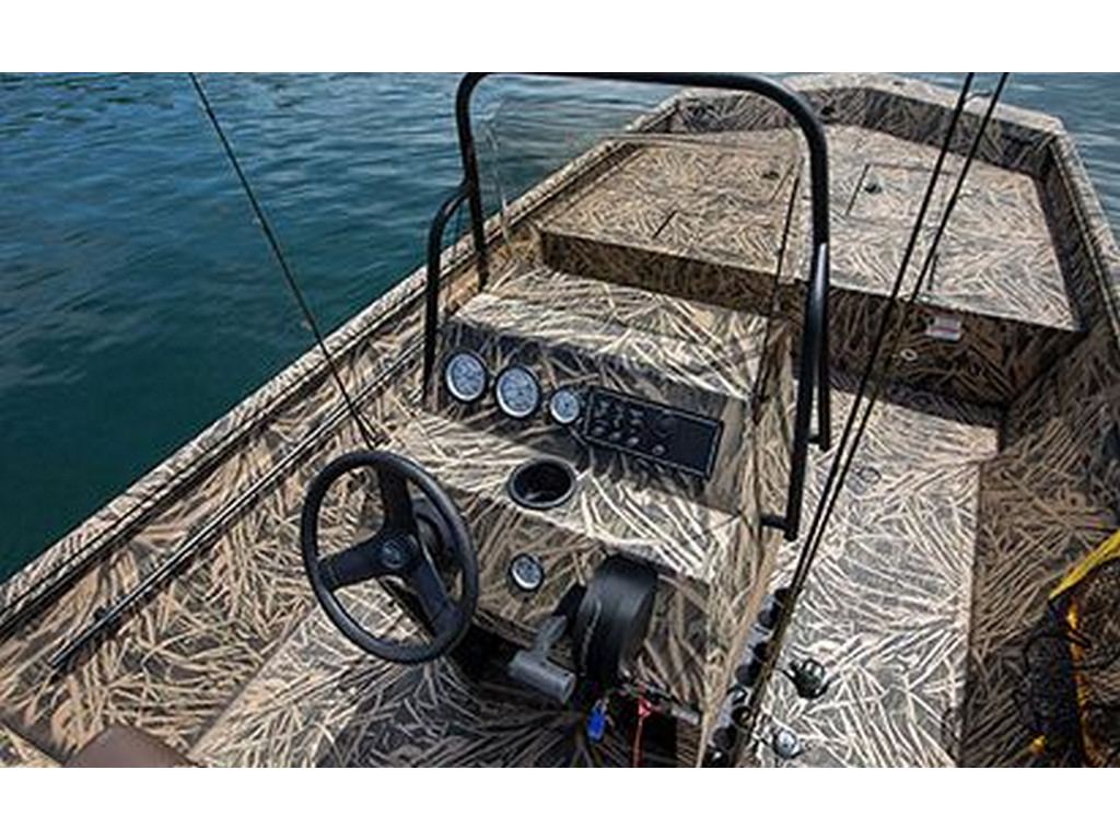 Crestliner 1860 RETRIEVER CC TUNNEL