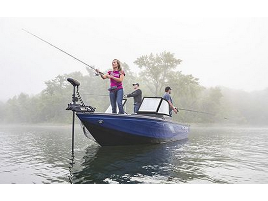 Crestliner 1950 FISH HAWK