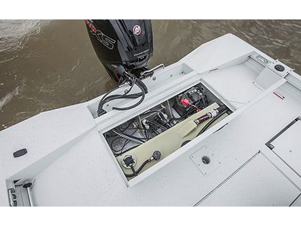 Crestliner 2000 BAY