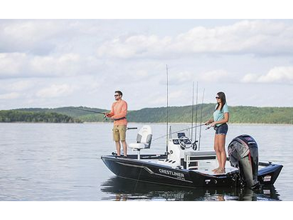 Crestliner 2000 BAY