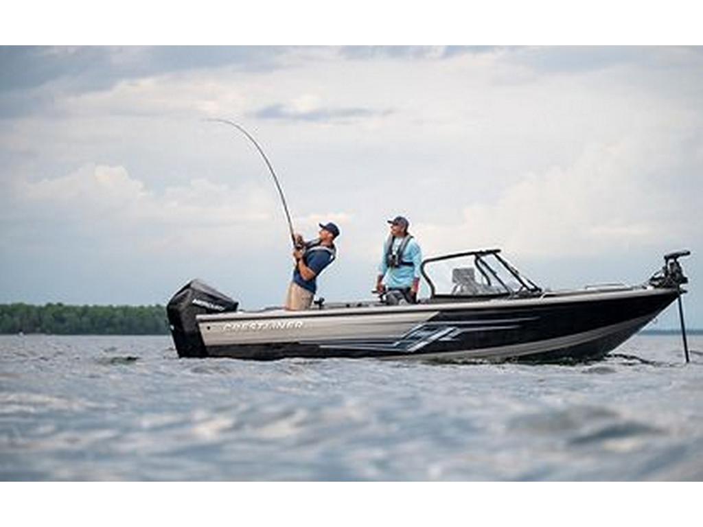 Crestliner 2050 AUTHORITY