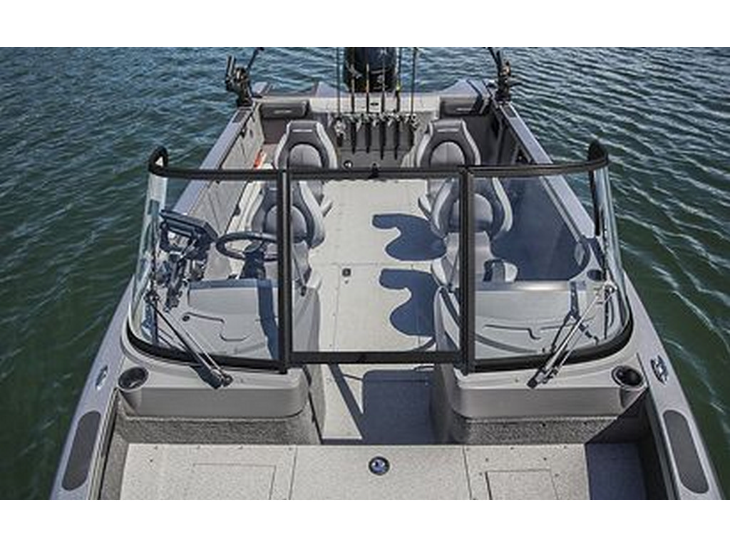 Crestliner 2050 AUTHORITY