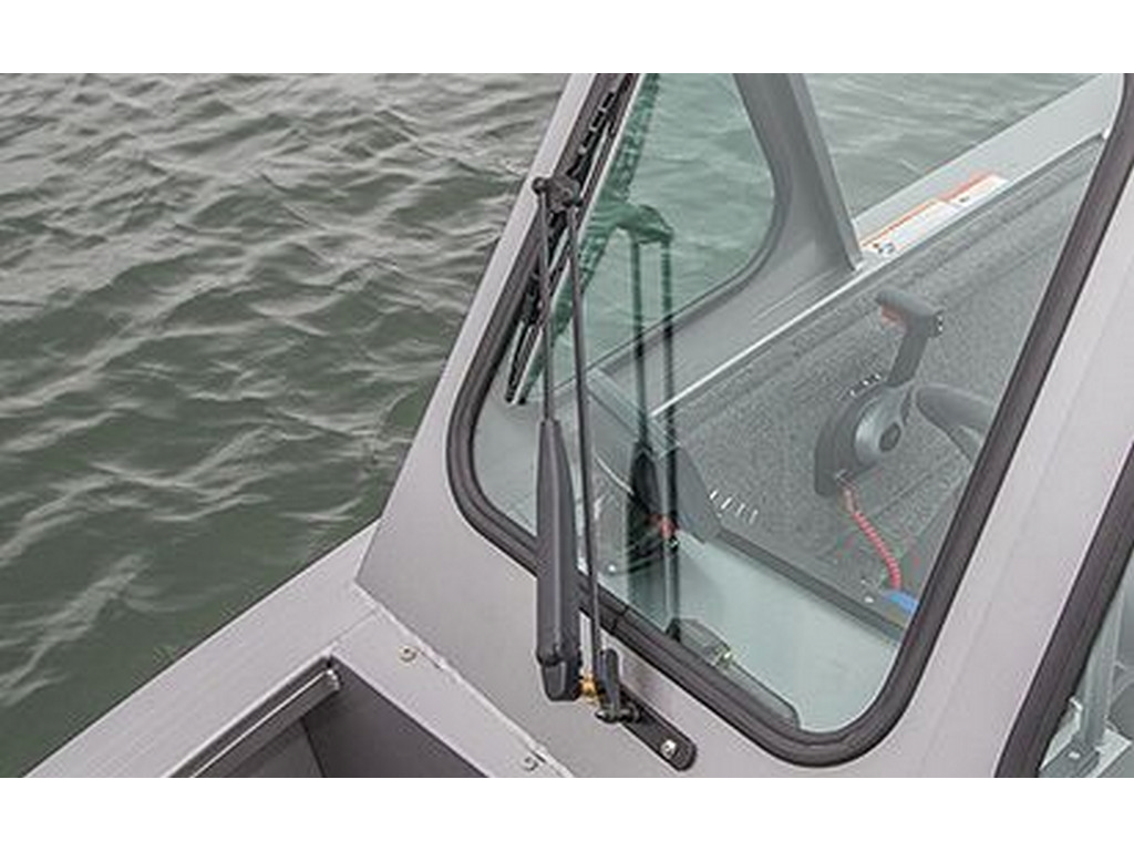 Crestliner 2050 COMMANDER