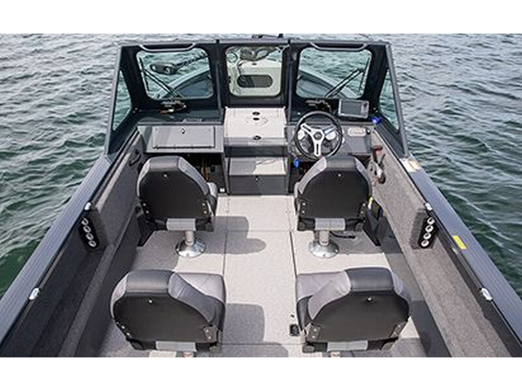 Crestliner 2050 COMMANDER