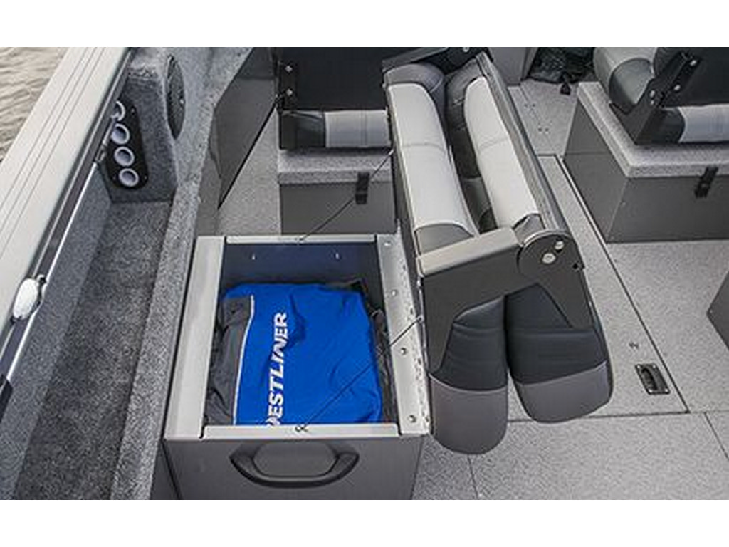 Crestliner 2050 COMMANDER