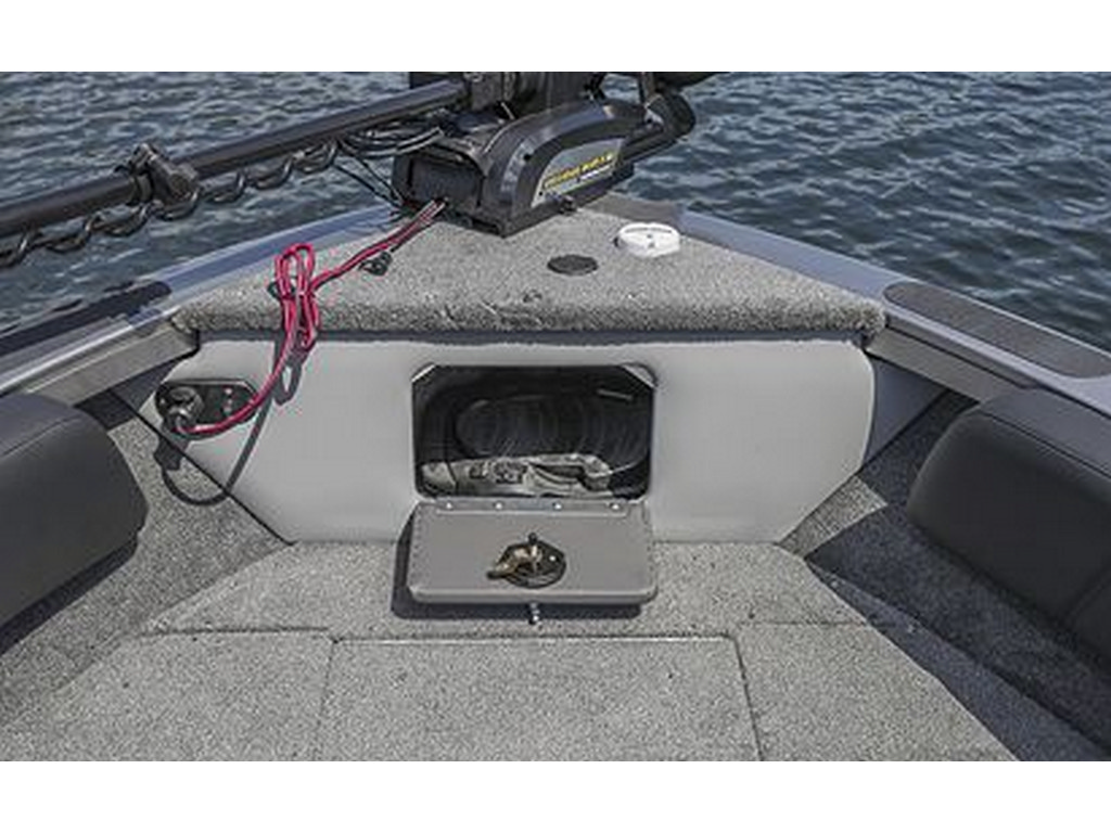 Crestliner 2250 SPORTFISH