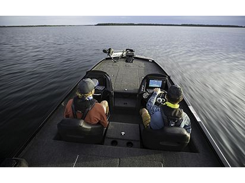 Crestliner MX 21