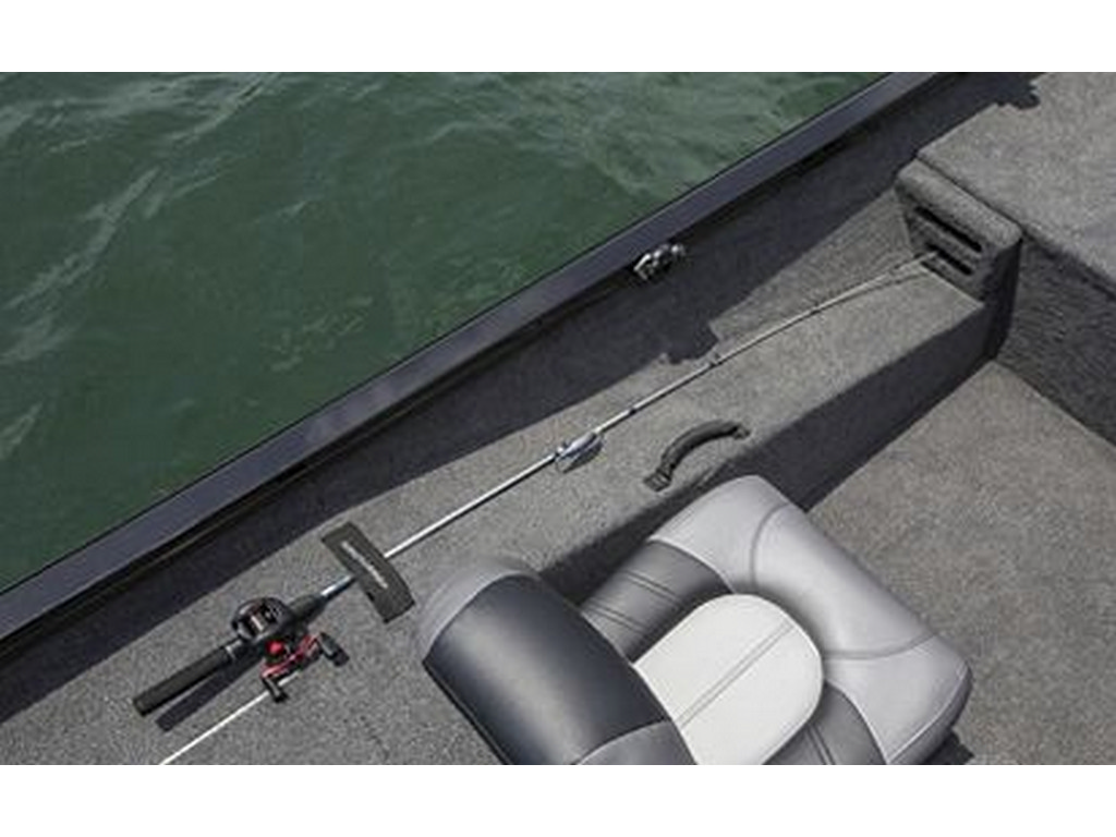 Crestliner XFC 179