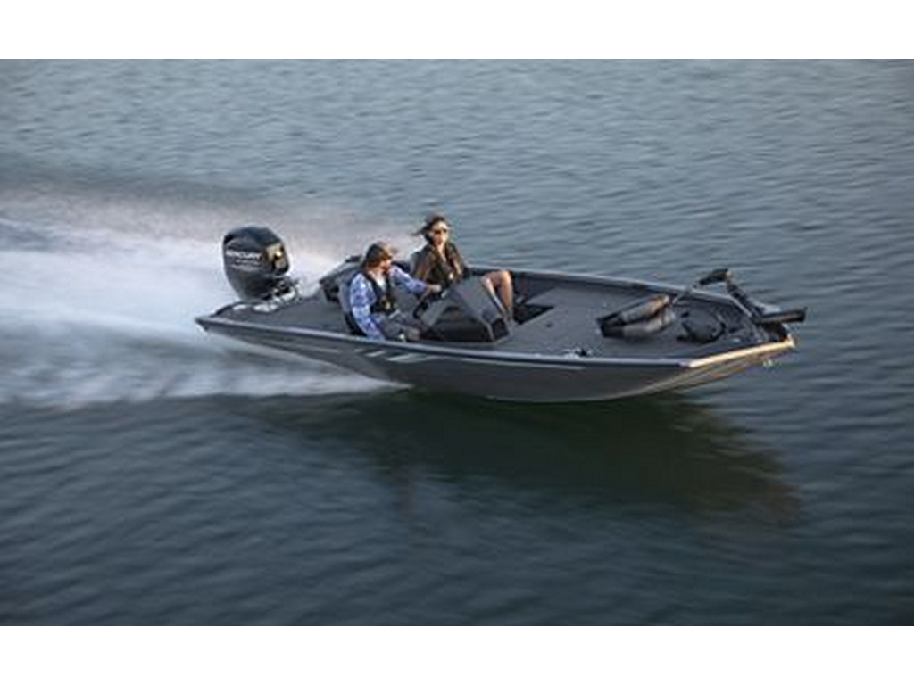 Crestliner XFC 179