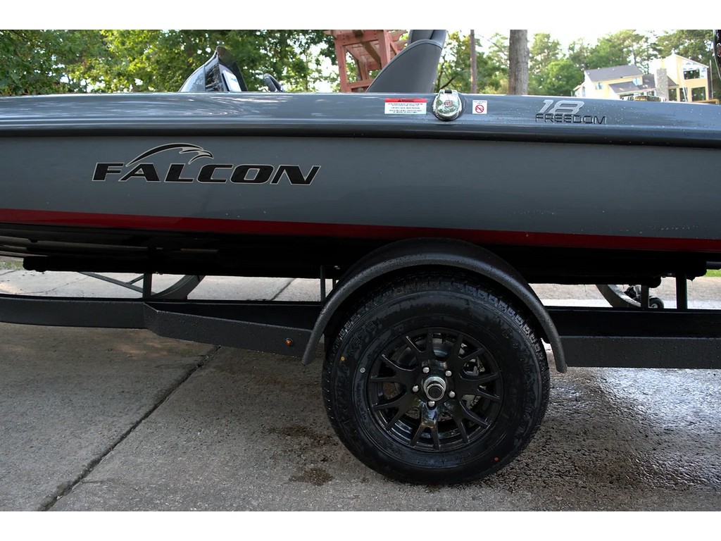 Falcon Boats 18 FREEDOM